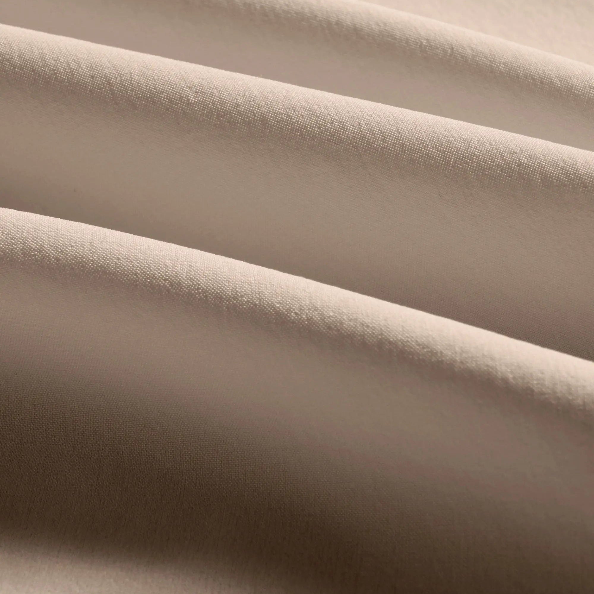 Layered Pocketed Trail Shorts · Hombre