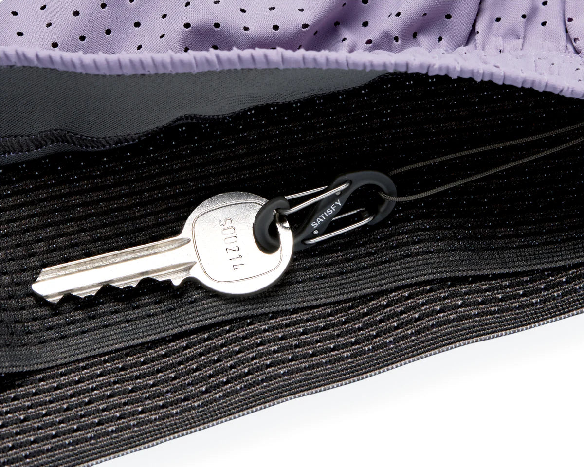 Space-O™ 2.5" Distance Shorts · Hombre