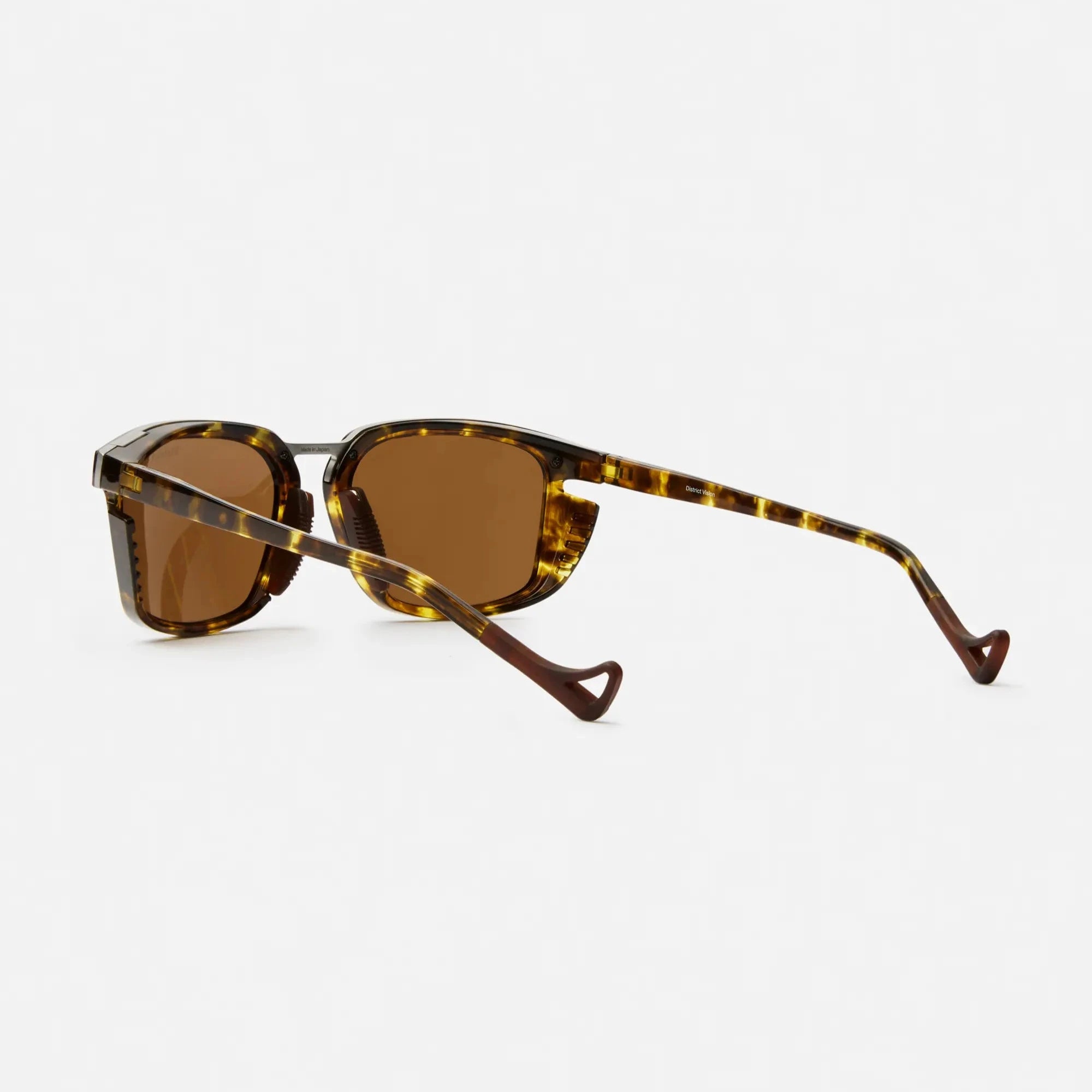 District Vision + and wander Keita Summit Ti Dark Tortoise · Unisex