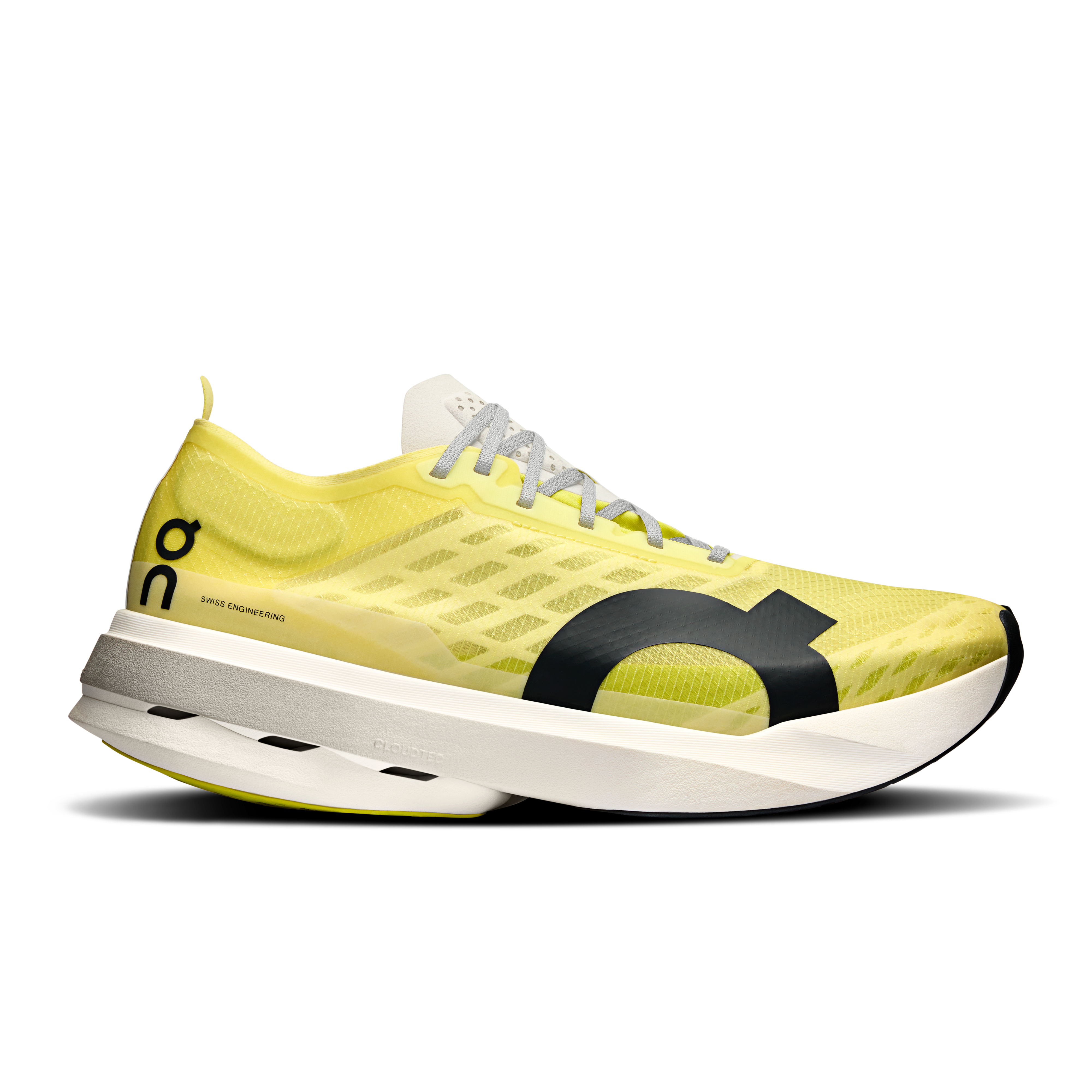 Cloudboom Strike · Mujer