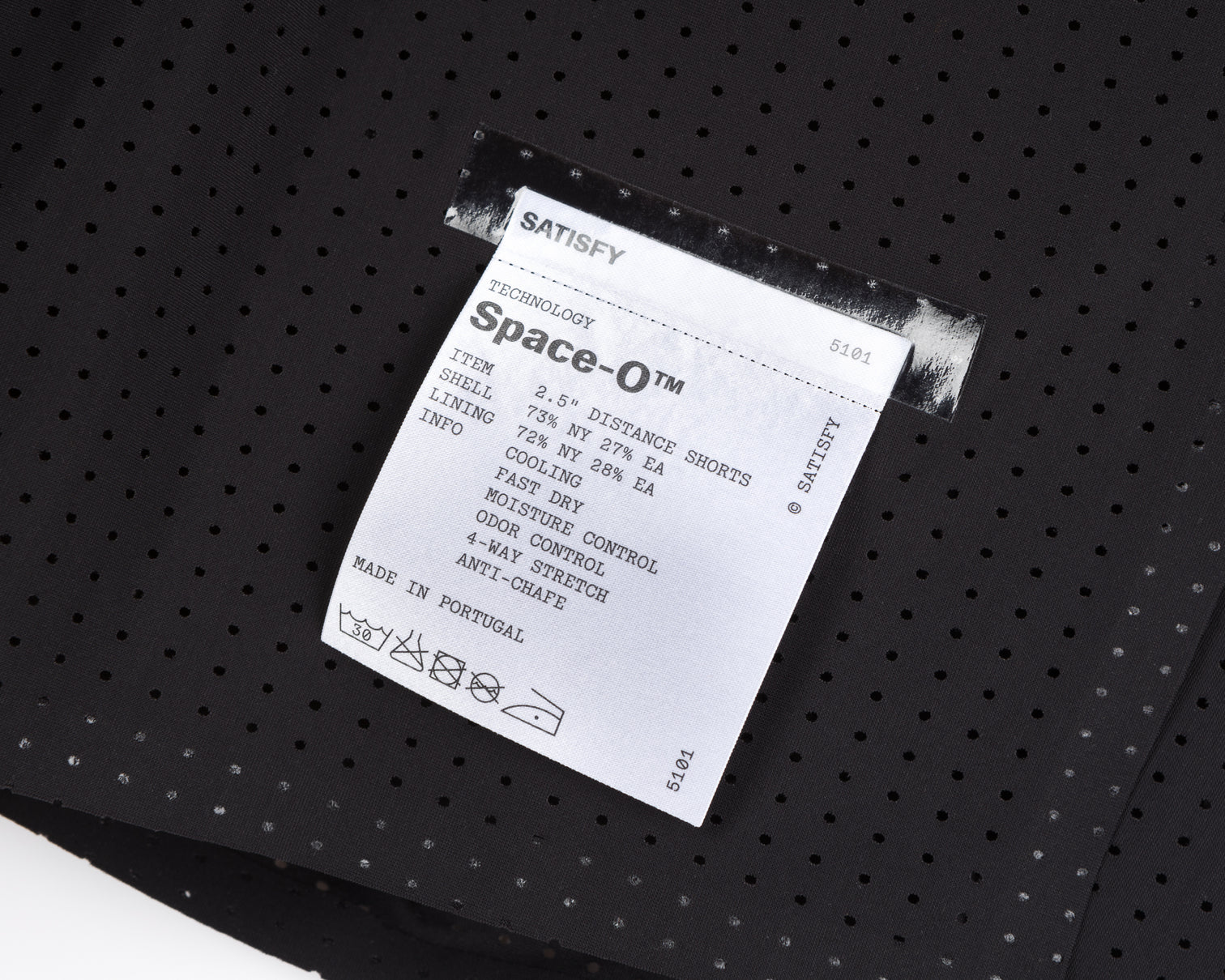 Space‑O™ 2.5" Distance Shorts