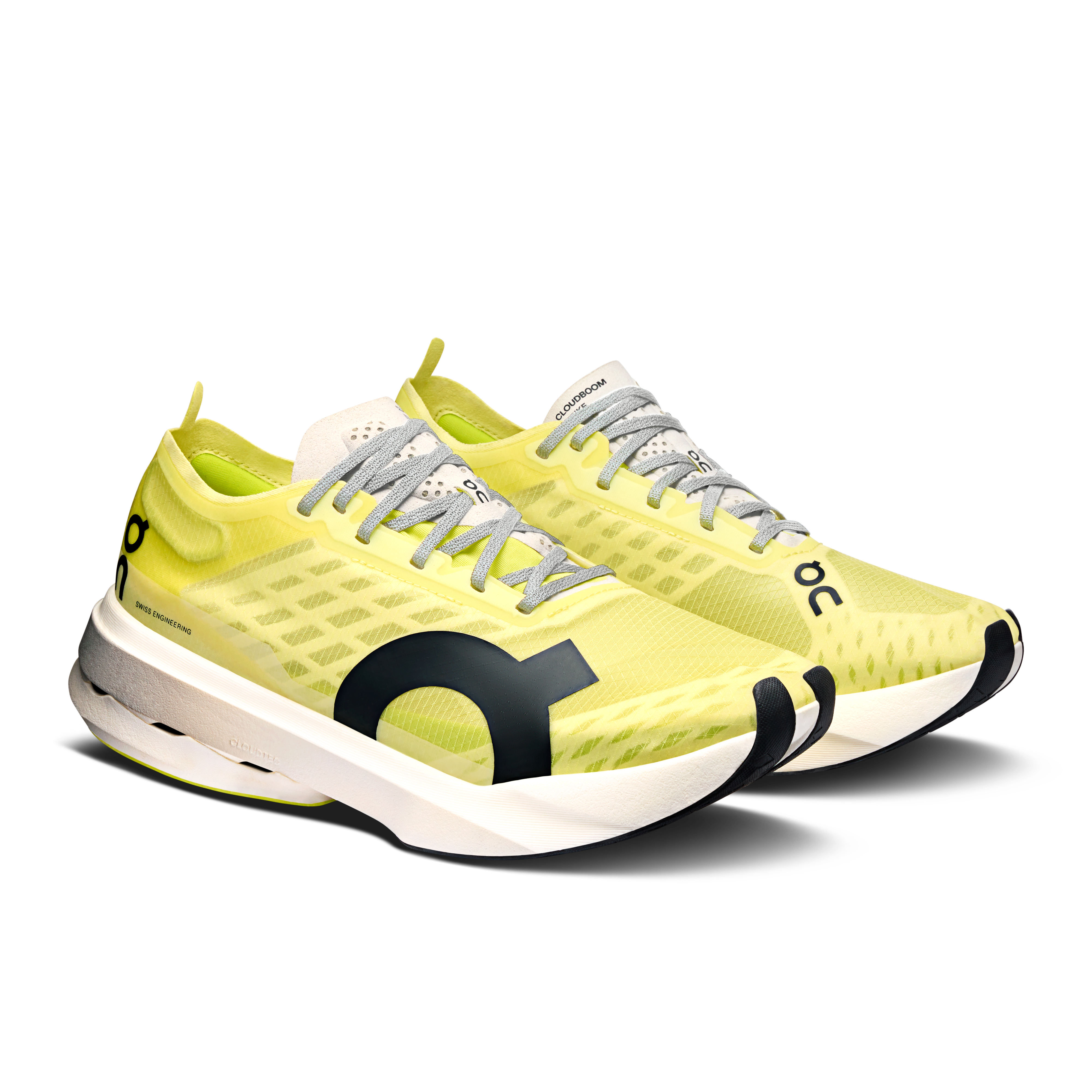 Cloudboom Strike · Mujer