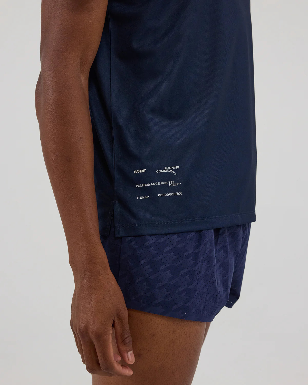 Drift™ "NY" Performance Tee · Hombre