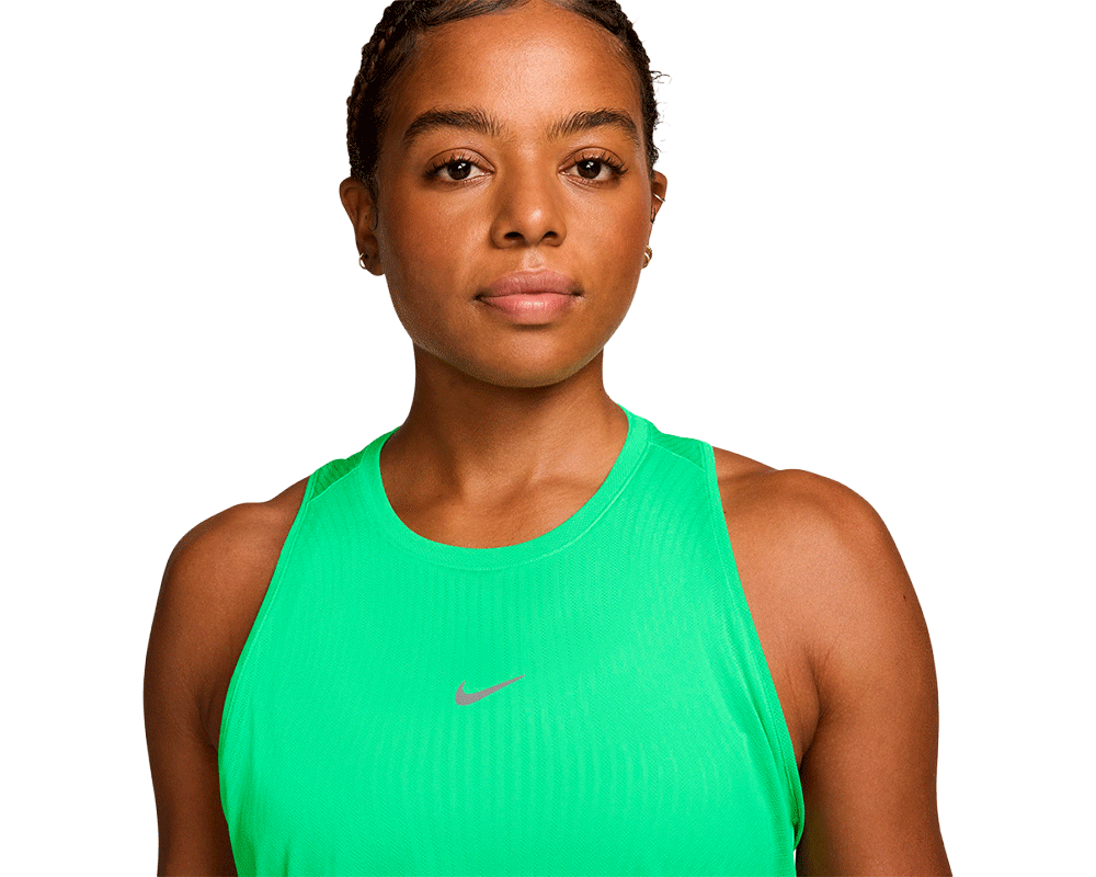 Camiseta de tirantes Nike Swift Aero-FIT Mujer ILLUSION GREEN/REFLECTIVE SILV