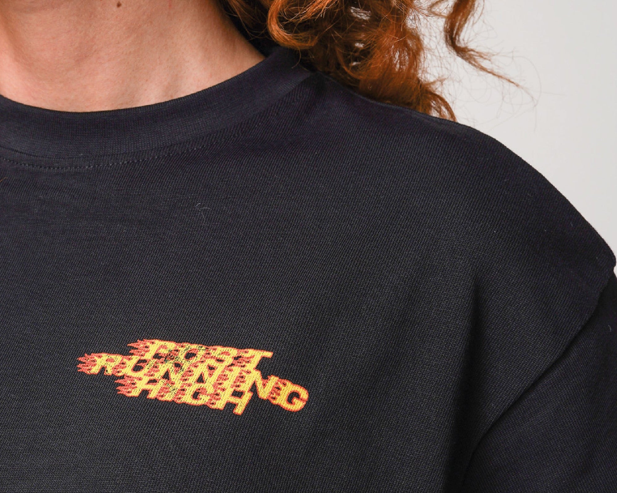 Hermanos Koumori Post Running High Flames Women´s Boulder T-Shirt Negra