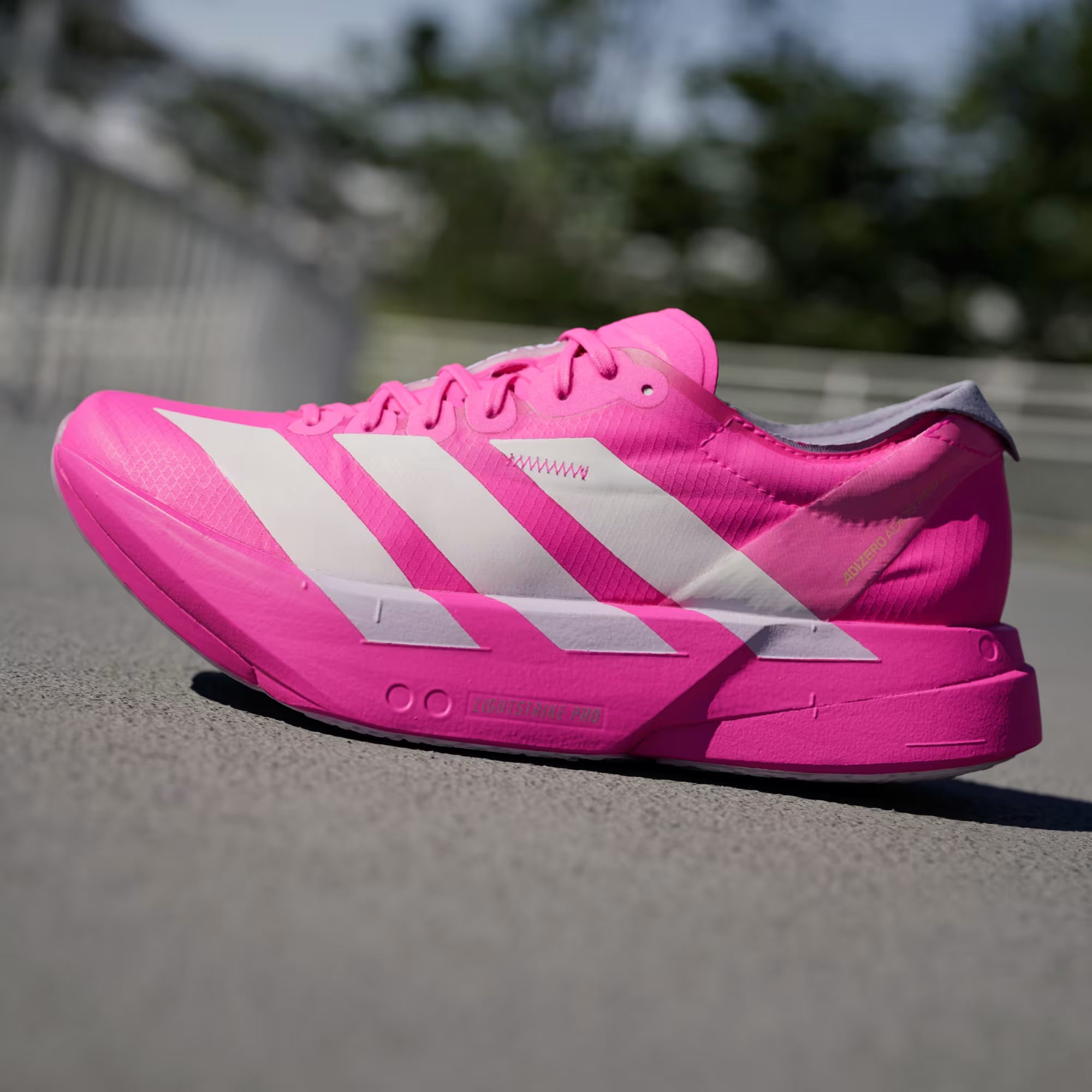 Adizero Adios Pro 4 · Mujer