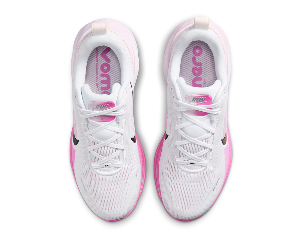 Tenis de pavimento Nike Vomero 18 para mujer