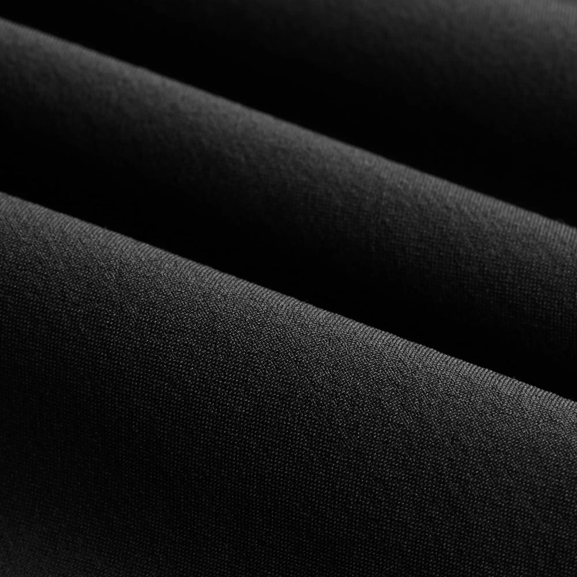 Layered Pocketed Trail Shorts · Hombre