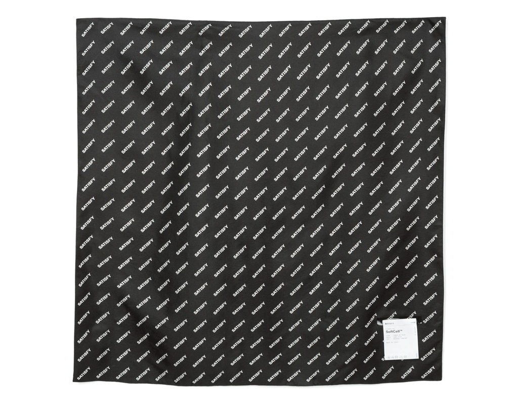 Bandana Satisfy SoftCell Carre de Soie Black SA