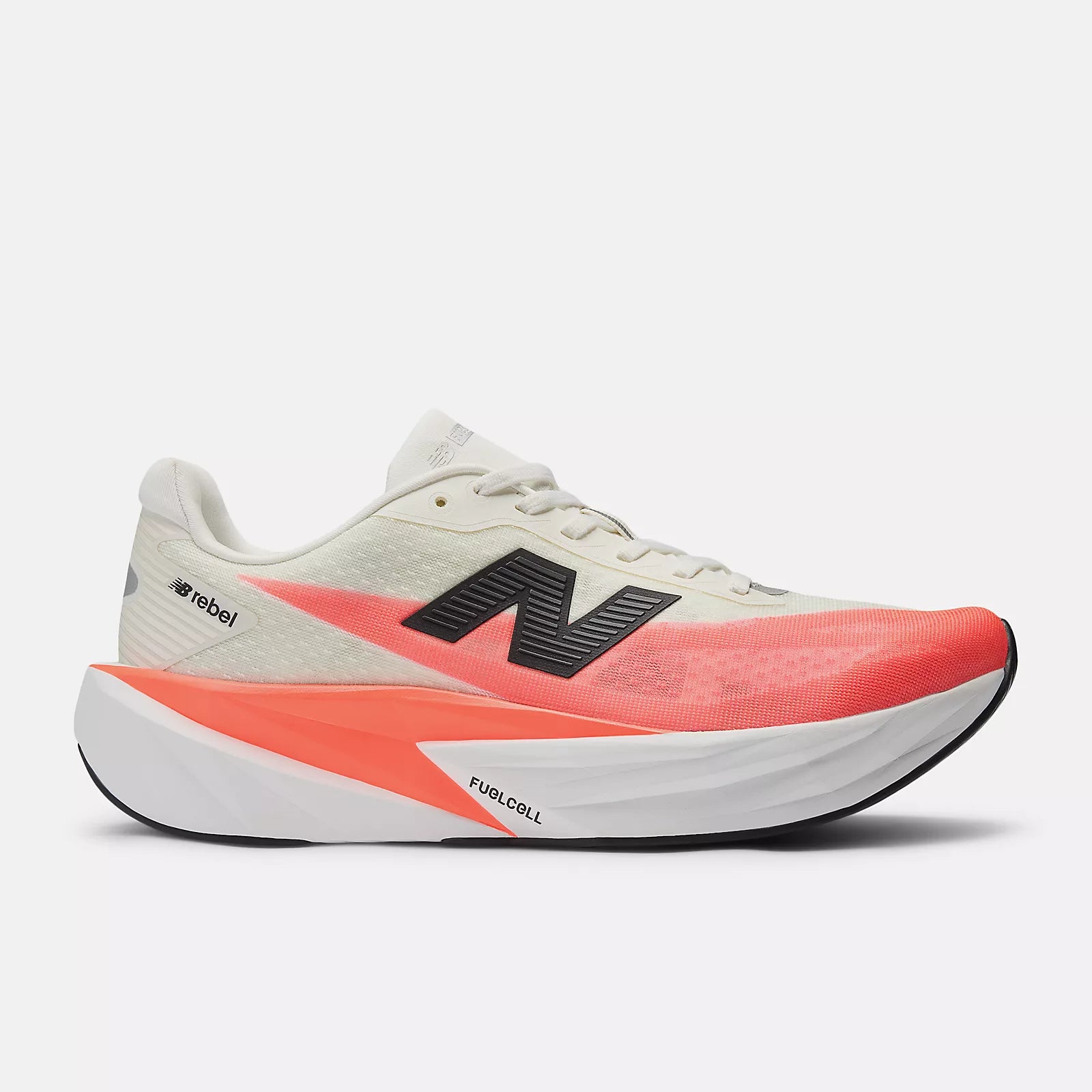 New Balance FuelCell Rebel v5 · Hombre