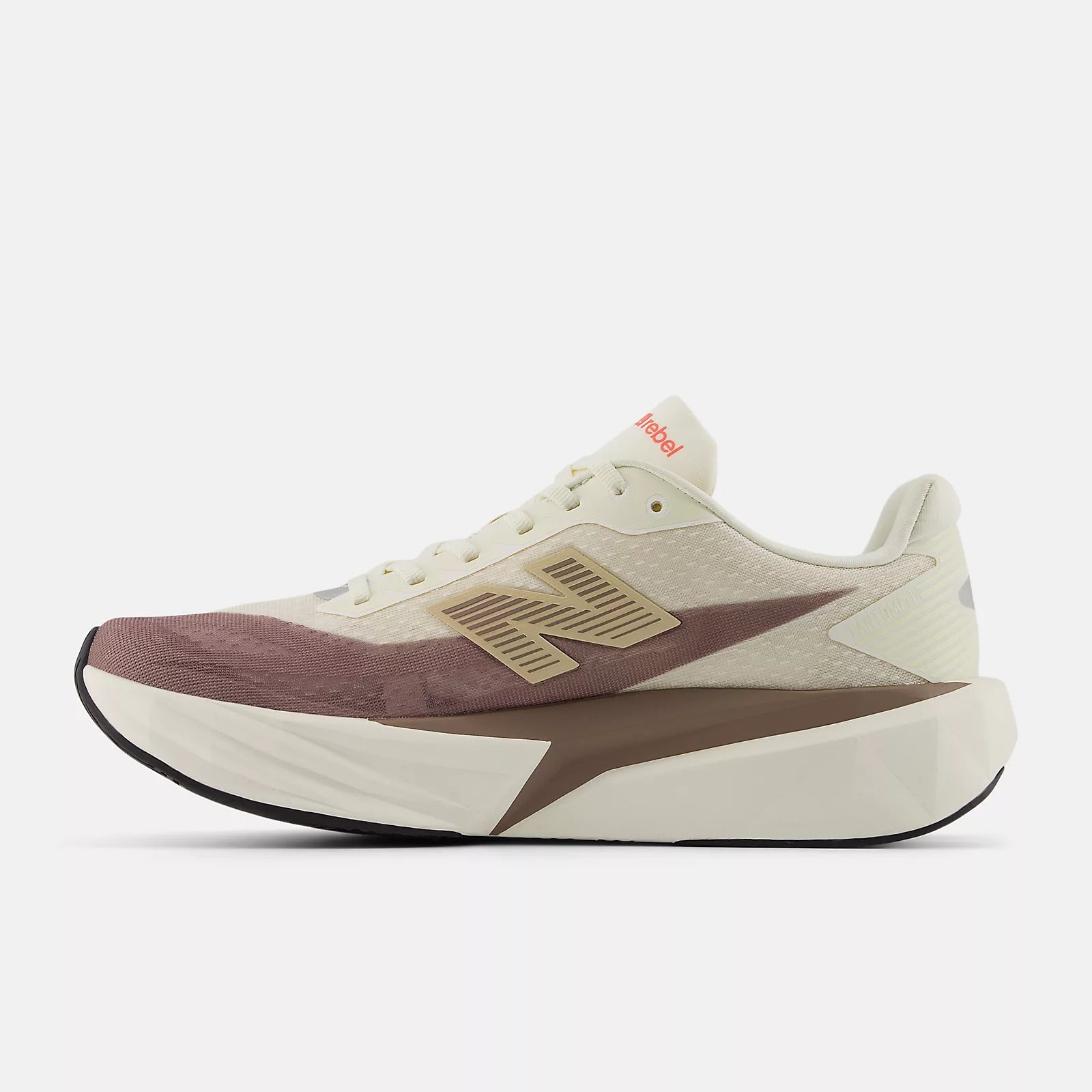New Balance FuelCell Rebel v5 · Mujer