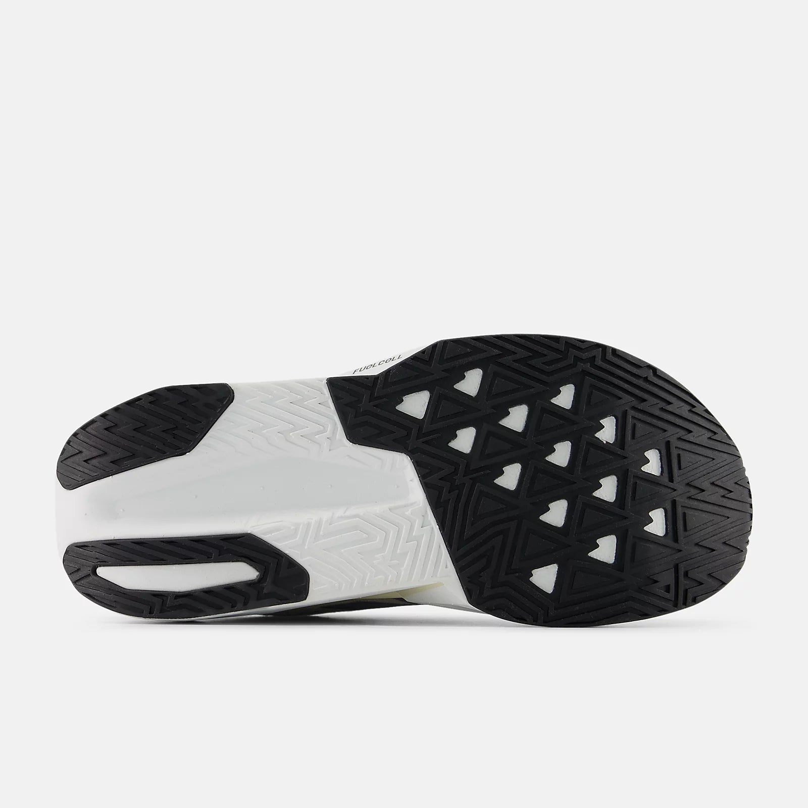 New Balance FuelCell Rebel v5 · Mujer