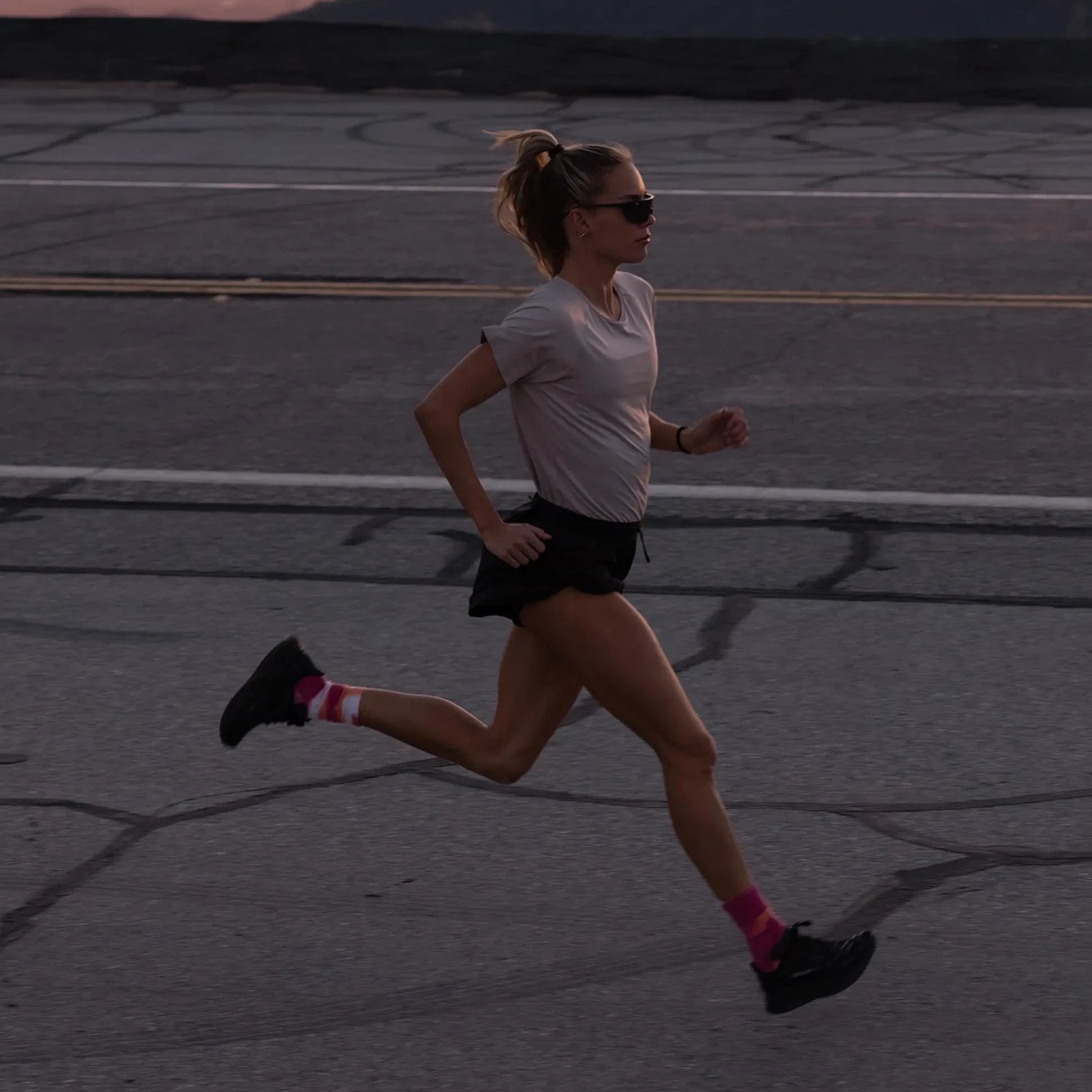 Deva Short Sleeve Tee · Mujer