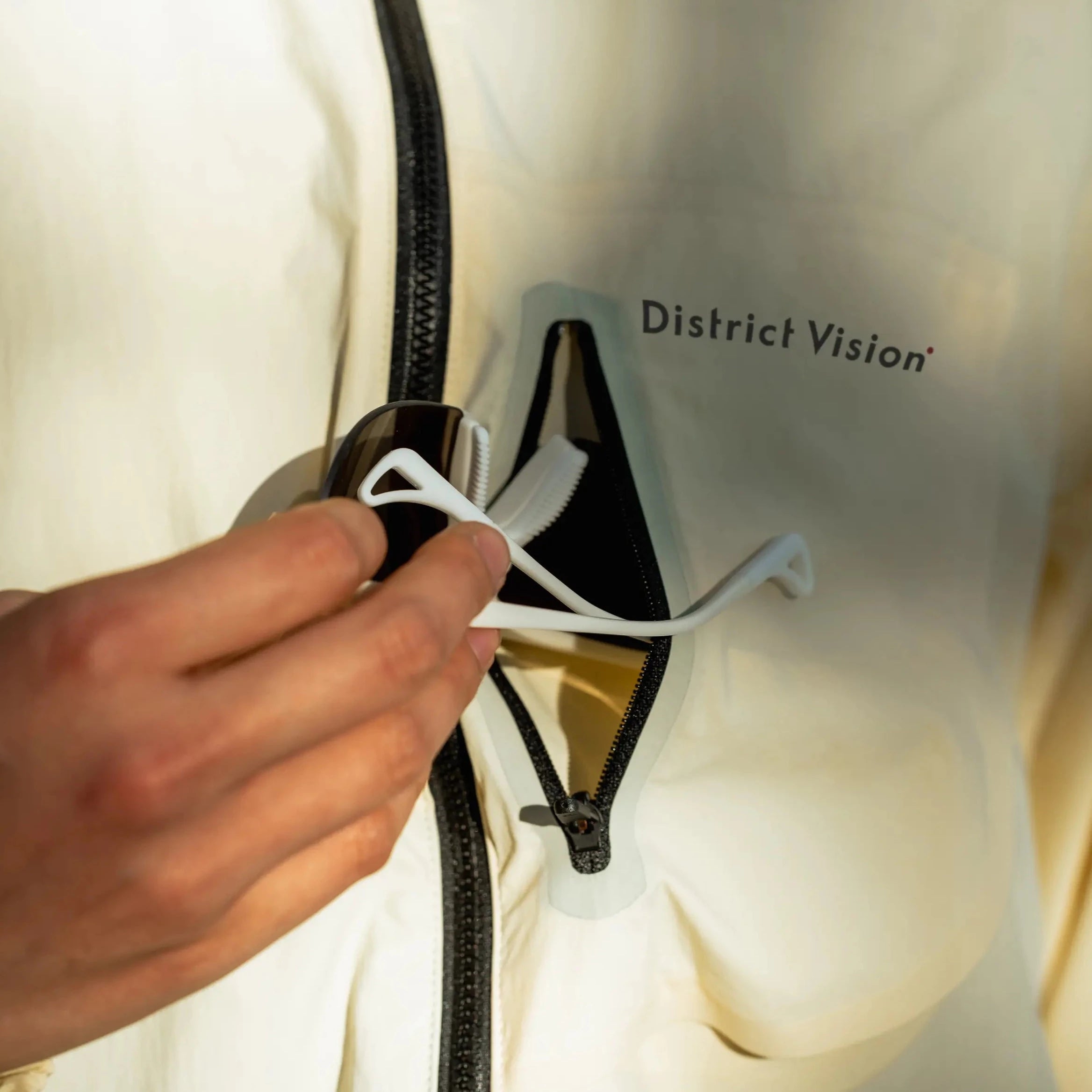 Kendra Jacket · Mujer