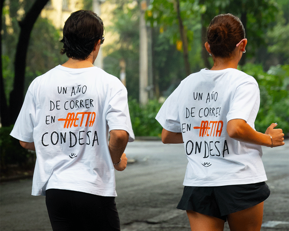 Playera de algodón Metta Running House 1er aniversario Condesa