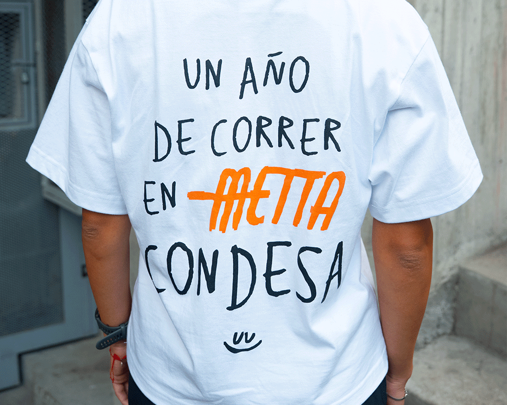 Playera de algodón Metta Running House 1er aniversario Condesa