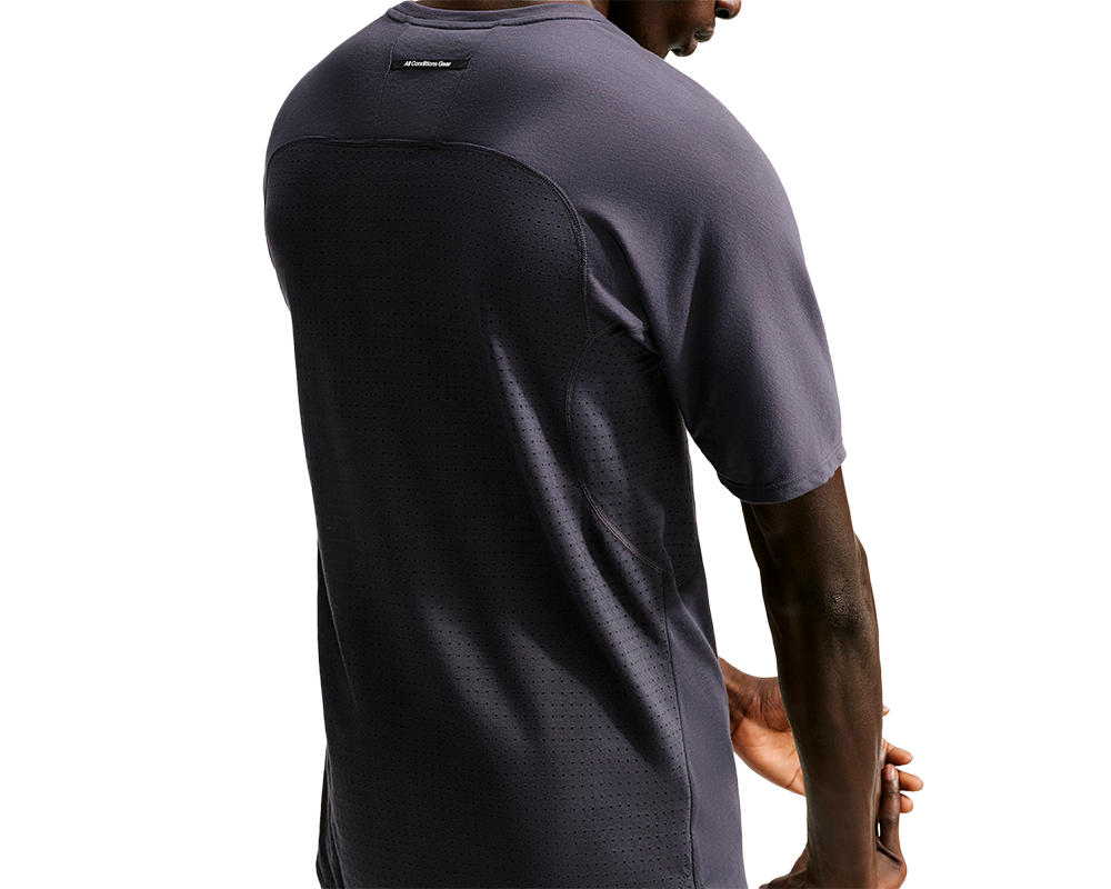 Playera de montaña Nike ACG Dri-FIT ADV para hombre