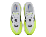 Tenis de pavimento New Balance FuelCell Rebel V5 Hombre