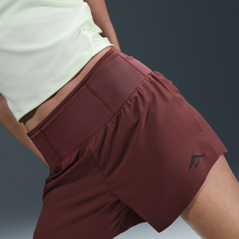 Nike Trail Shorts Dri-FIT · Mujer