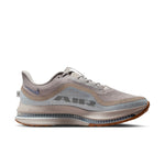 Nike Pegasus Premium · Hombre