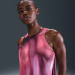 Nike AeroSwift Crop Tank: "Faith Kipyegon" · Mujer