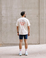 AMIGOS CORREDORES: LOOP × METTA RUNNING HOUSE TEE · HOMBRE