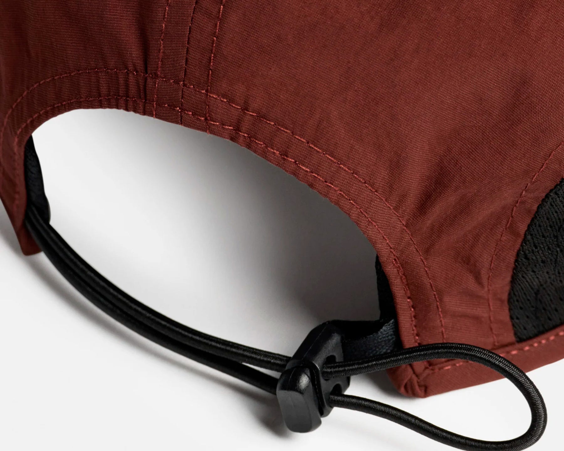 District Vision - Performance Panelled Mesh Hat