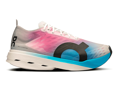 Tenis de pavimento ON Cloudboom Strike para hombre