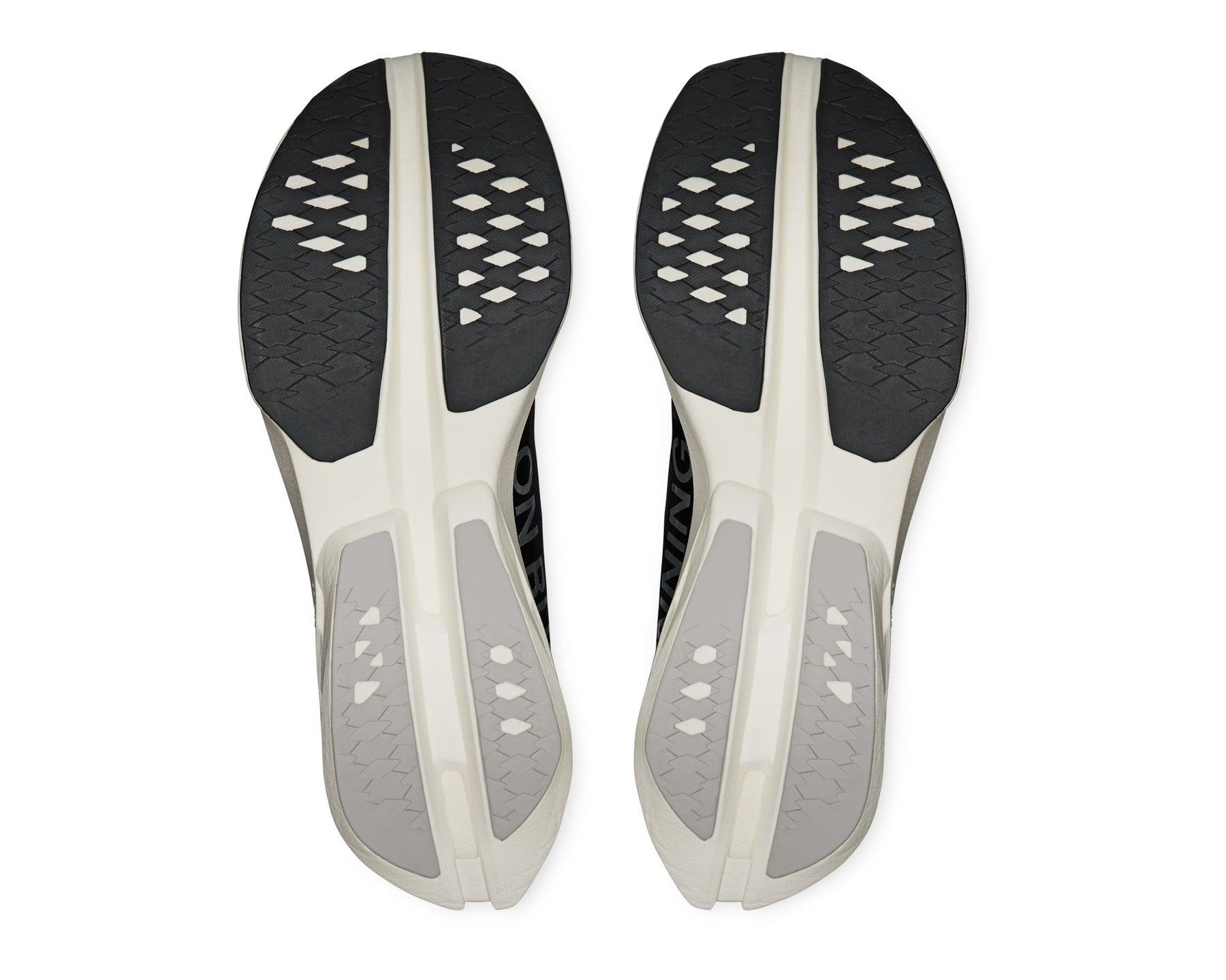 ON Cloudboom Strike Hombre