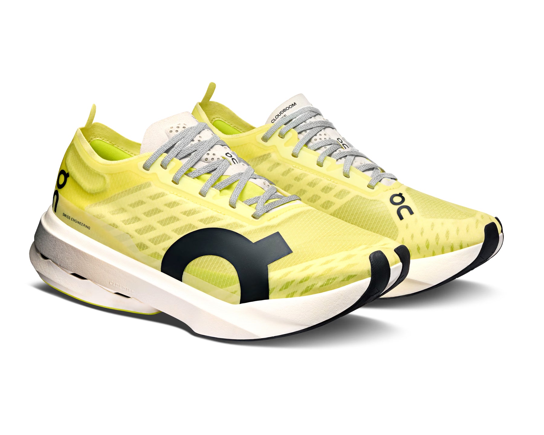 ON Cloudboom Strike Mujer