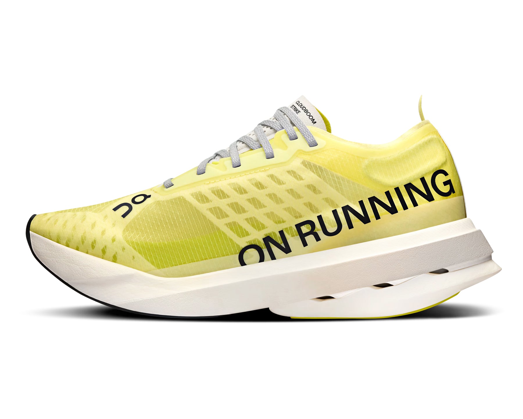 ON Cloudboom Strike Mujer