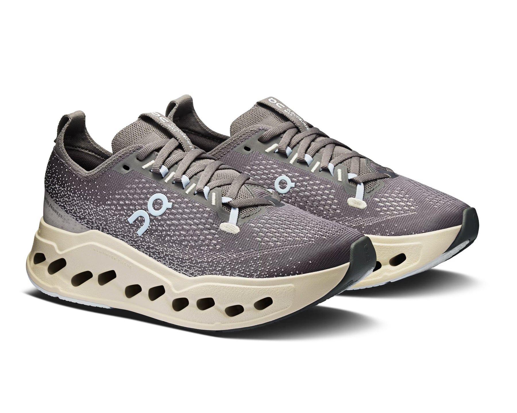 ON Cloudsurfer Max Mujer