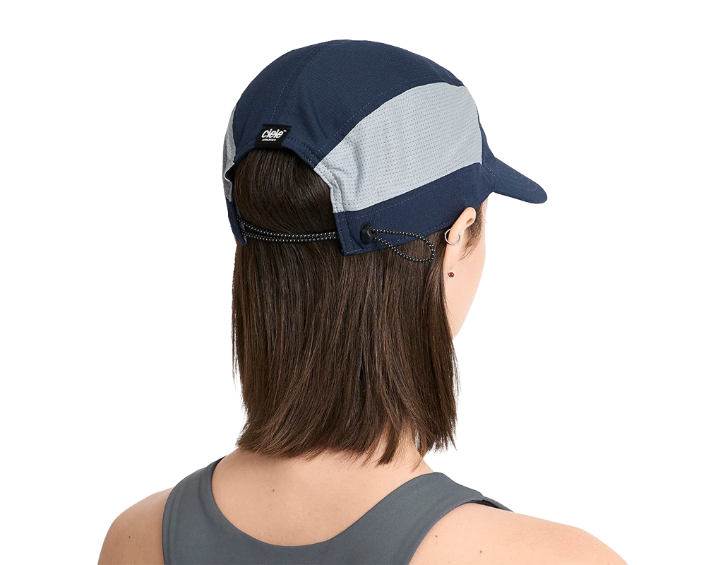 Gorra deportiva Ciele FSTCap SC Field Iconic Bar SL Deepspace Quarry Unisex