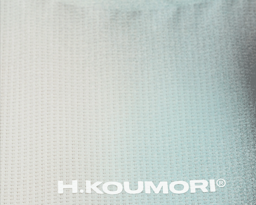 Playera Cropped de competencia Hermanos Koumori Mujer