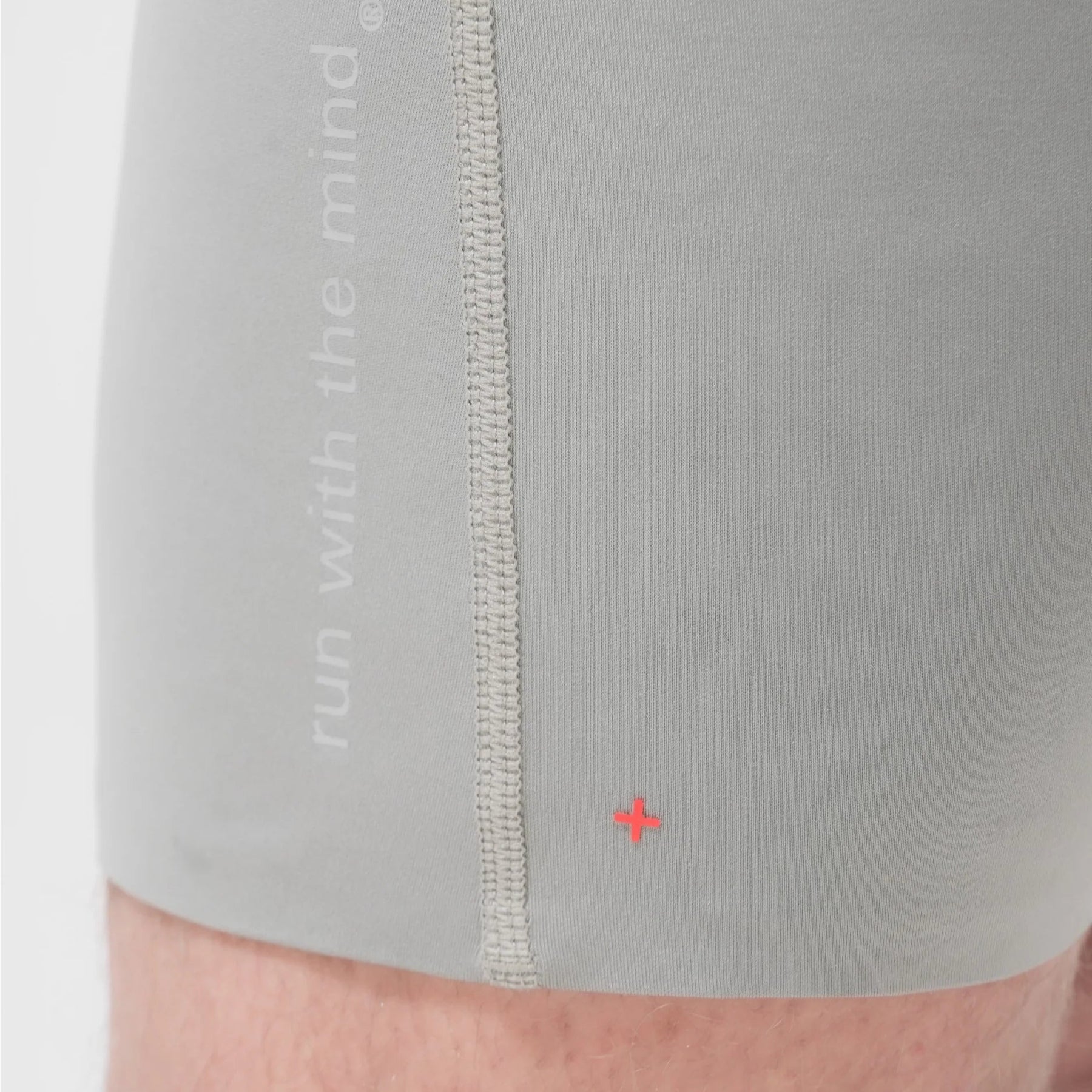 Training Half Tight · Hombre