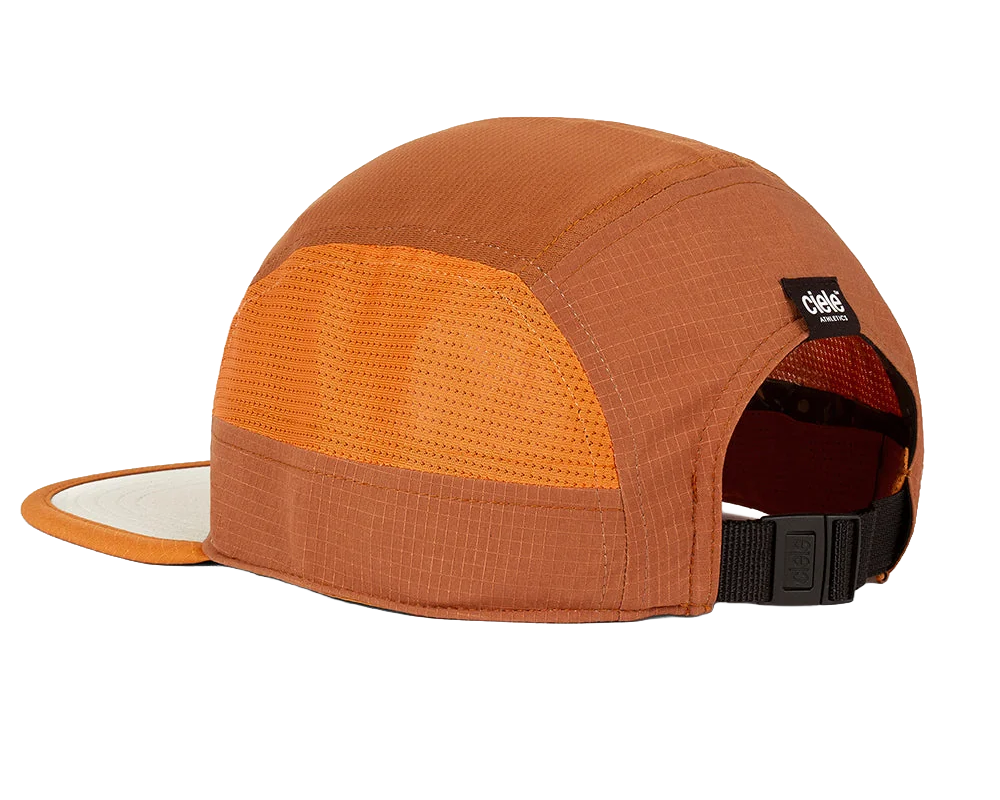 Gorra deportiva Ciele GOCap Field Iconic Bar Gingerbread Unisex
