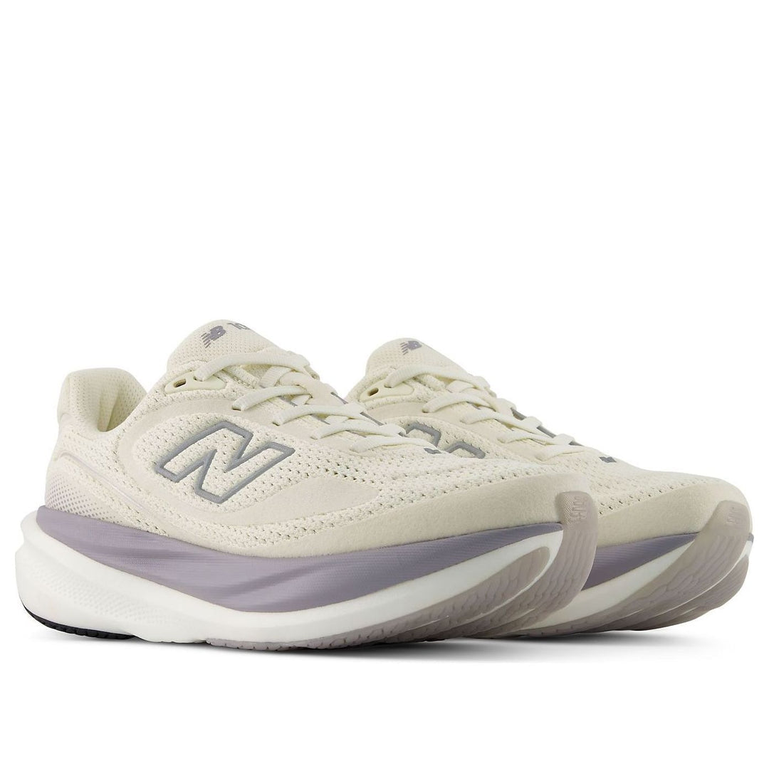 Tenis de pavimento New Balance 1080v15 para mujer