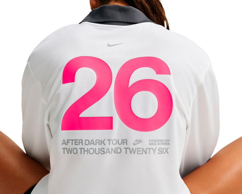 Playera Nike After Dark Tour Manga Larga Mujer