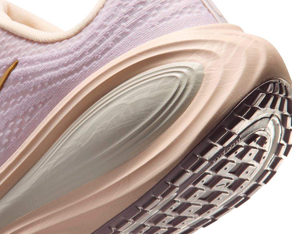 Tenis de pavimento Vomero Plus Mujer