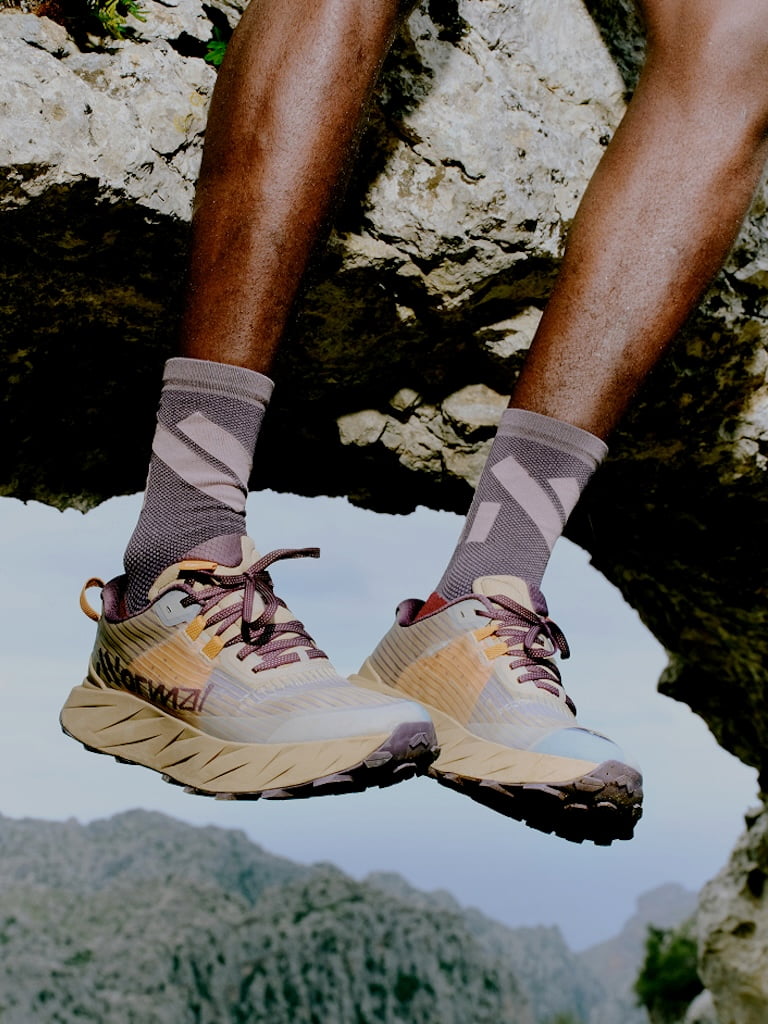 TRAIL RUNNING