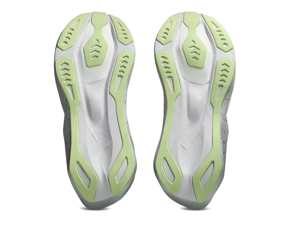 Tenis de competencia Asics Novablast 6 Standard Platinum para mujer