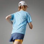 Own The Run 3-Stripes Tee · Mujer