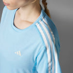 Own The Run 3-Stripes Tee · Mujer