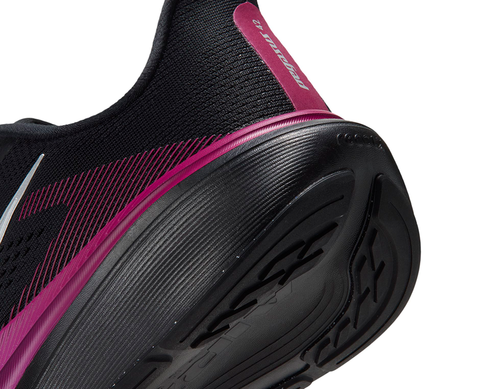 Tenis de pavimento Nike Pegasus 42 para mujer