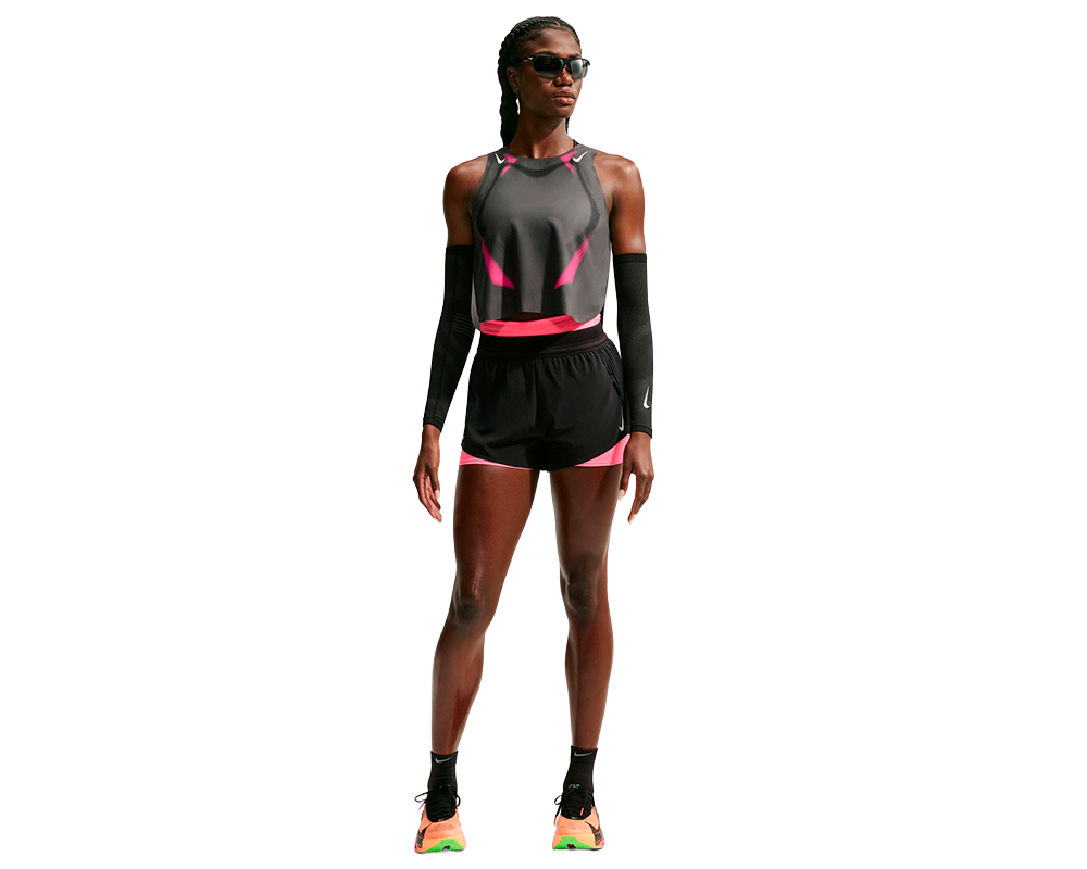 Playera deportiva Nike AeroSwift Mujer