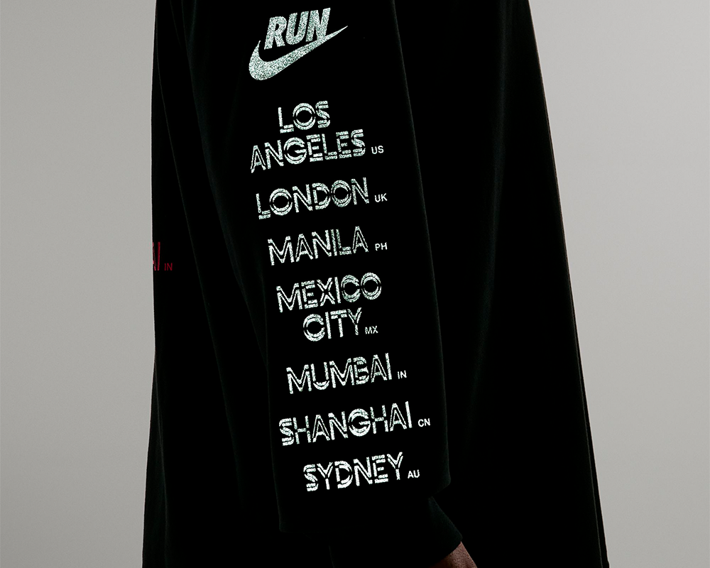 Playera Nike After Dark Tour Mujer