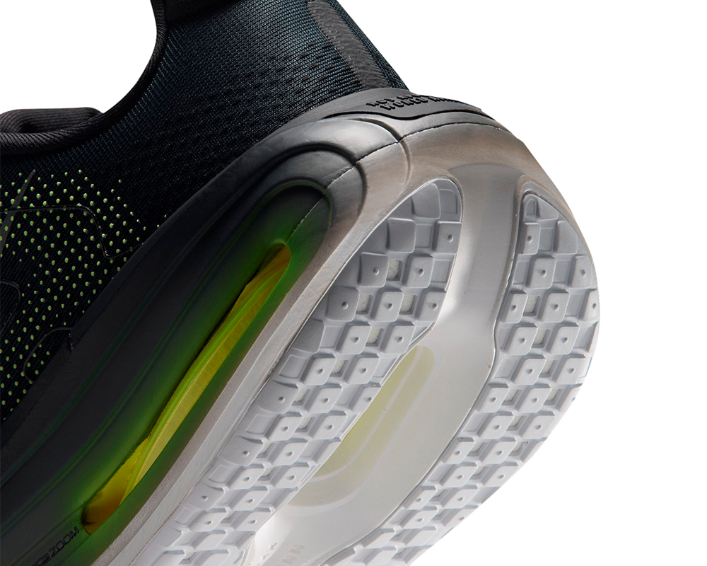Tenis de pavimento Nike Vomero Premium para hombre