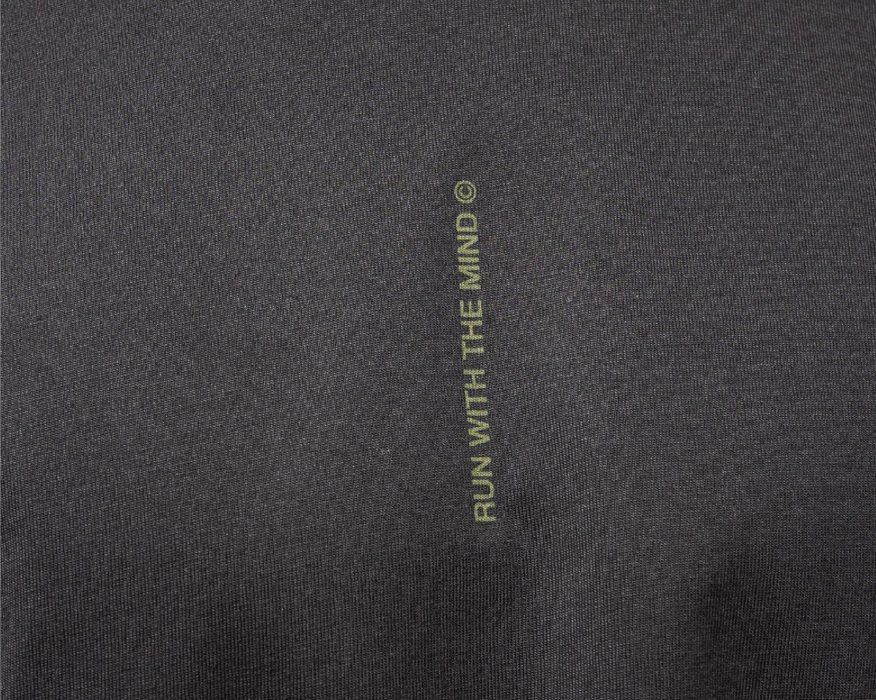 Hermanos Koumori Playera Shade Runner Regular Negra