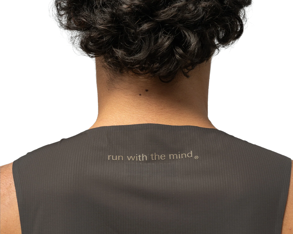 Playera deportiva Hermanos Koumori Race Singlet para hombre