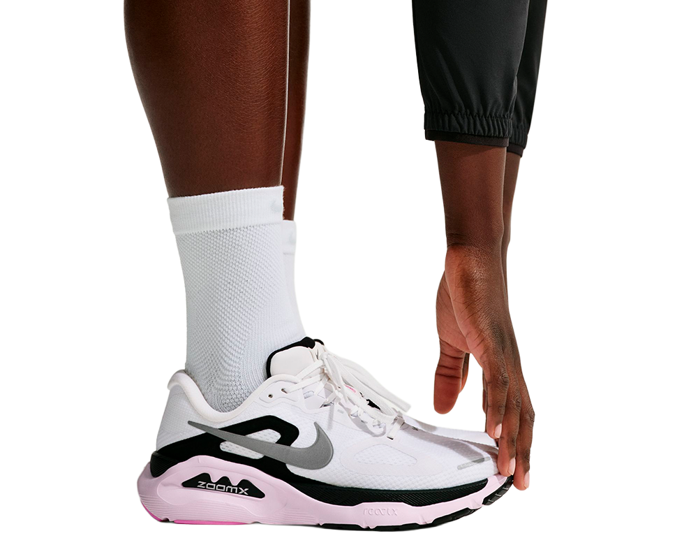 Tenis de pavimento Nike Structure Plus para mujer